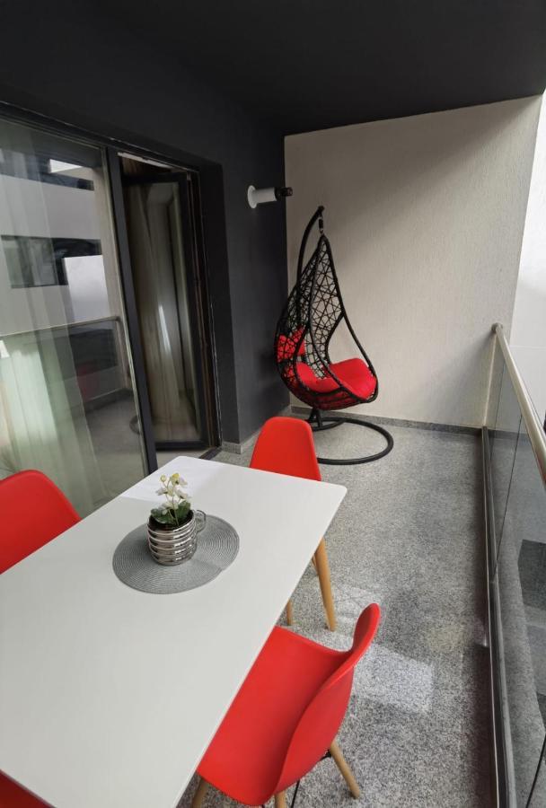 Listone' Apartment 12 Mamaia Nord Navodari Exterior photo